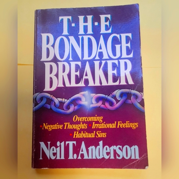 Books Nonfiction Christian ✝️ - Picture 4 of 8